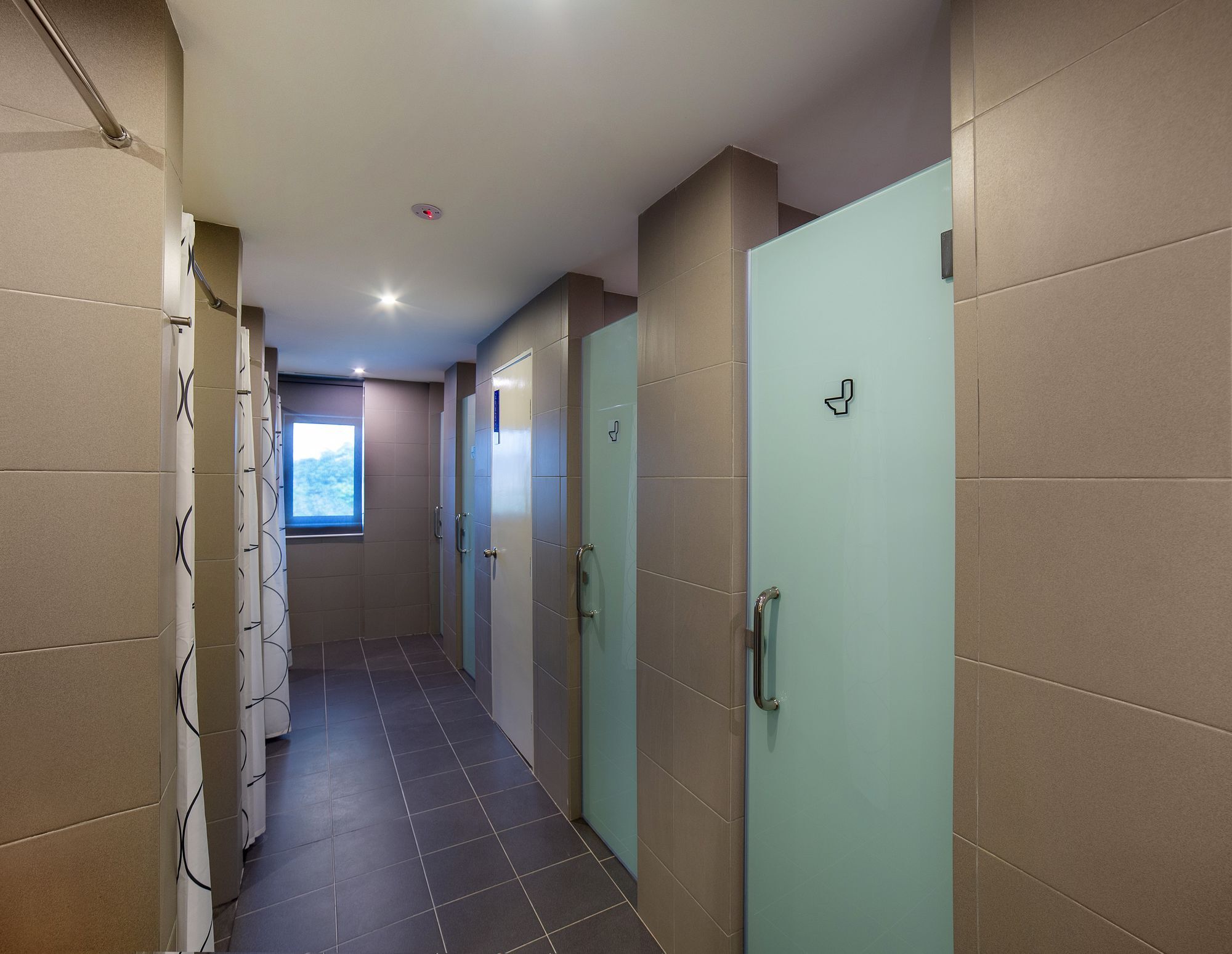 Riccarton Capsule Hotel Куала-Лумпур Экстерьер фото