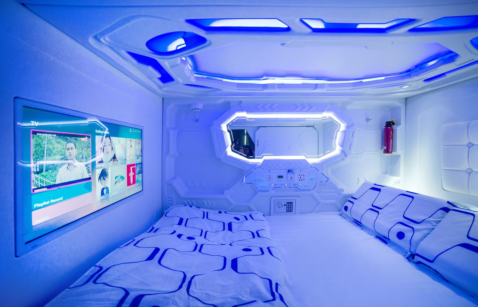 Riccarton Capsule Hotel Куала-Лумпур Экстерьер фото